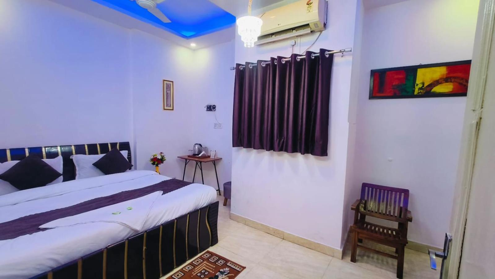 Hotel Mannat Centric - Near Lajpat Nagar Metro New Delhi Exterior photo